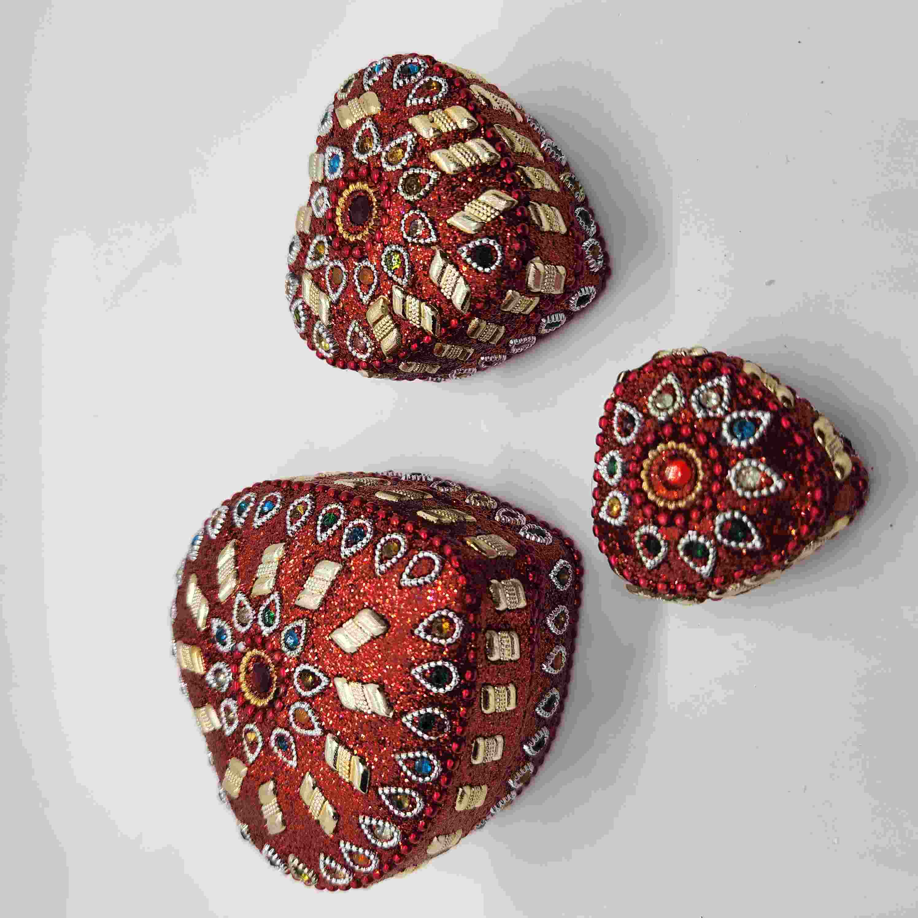 Box - Heart Shaped tin